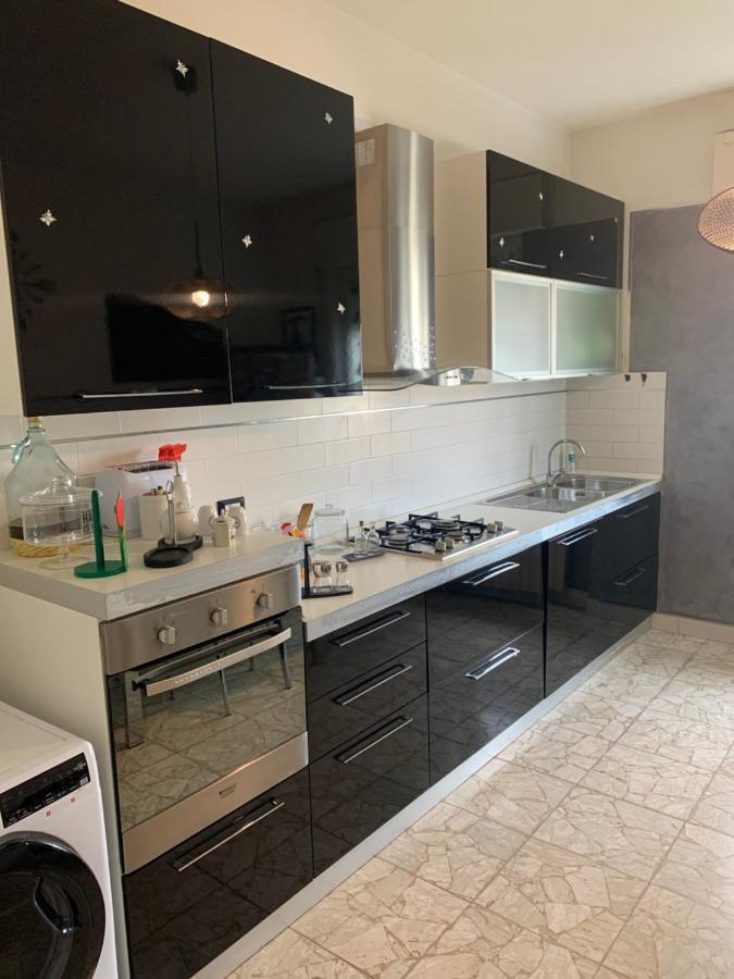 La Casa Di Vale Lejlighed Marina di Massa Eksteriør billede